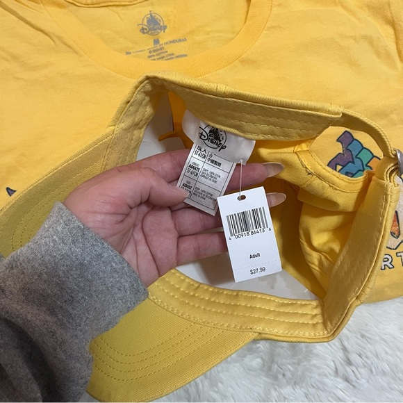 Disneyland Resort Yellow T-shirt and NWT Cap - Picture 3 of 5